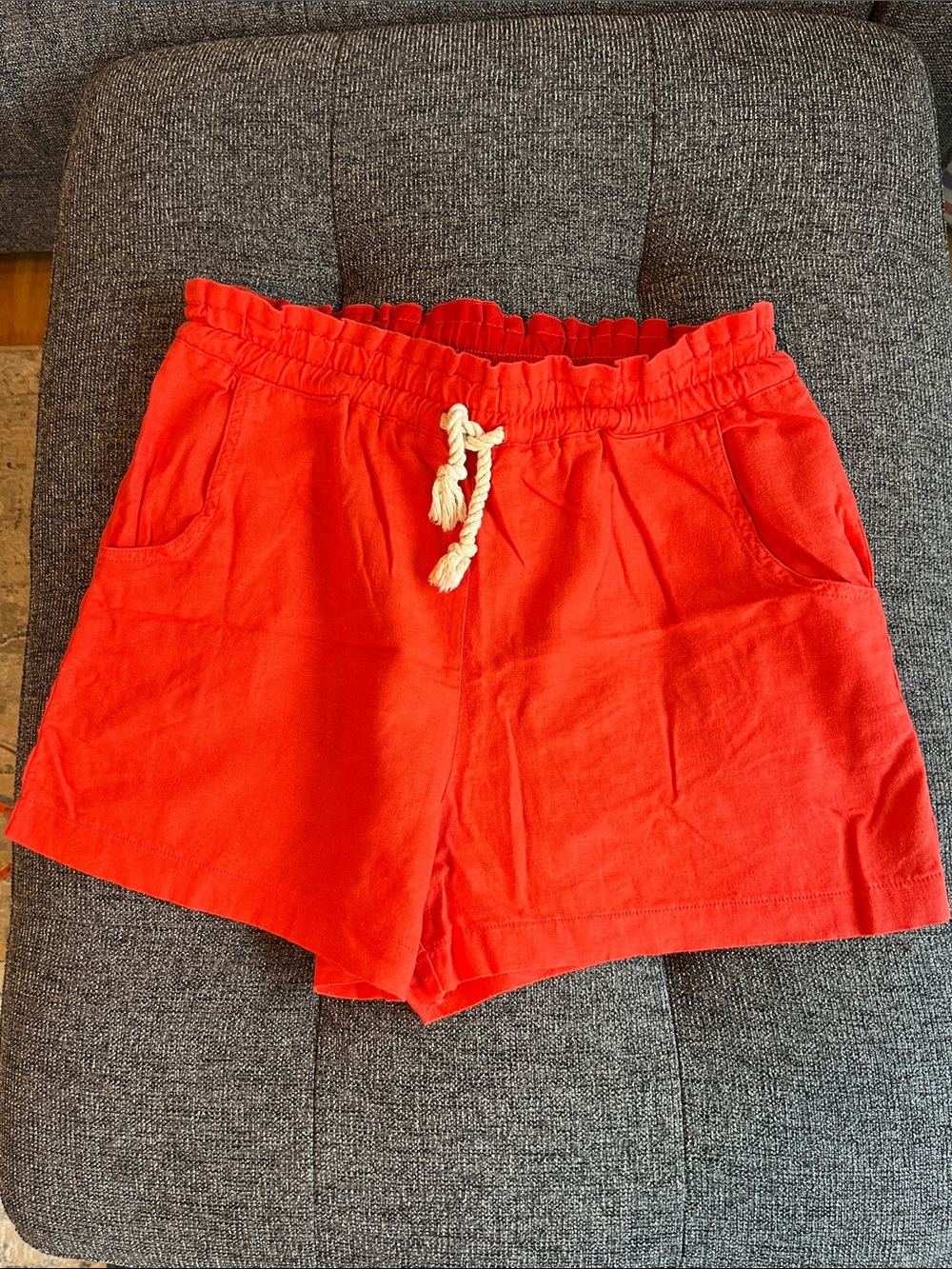 Ci Sono Women's Red Drawstring Linen/Rayon Elastic Waist Shorts
